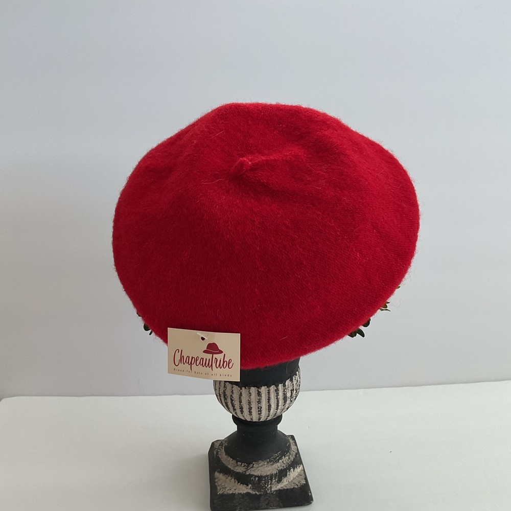 Chapeau Tribe Women’s Beret Hat Red